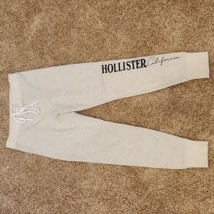 Hollister Teen Sweatpants, size medium